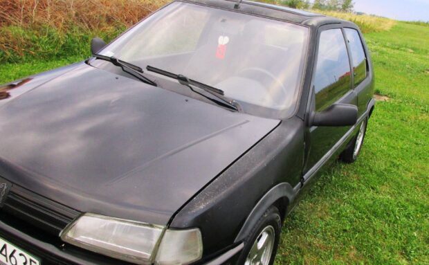 PEUGEOT 106 XSI