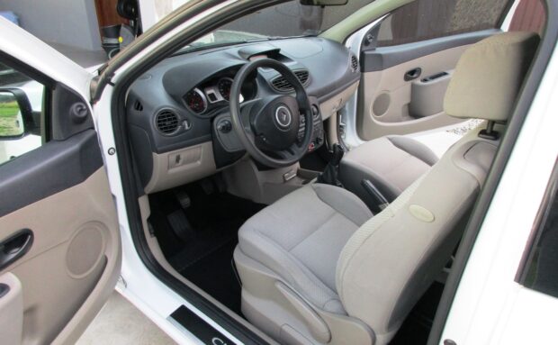 RENAULT CLIO III